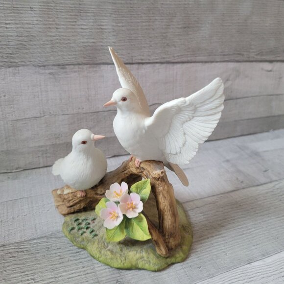 1990 Andrea By Sadek Double White Doves Figurine On Branch With Flowers Porcelai - Picture 1 of 7
